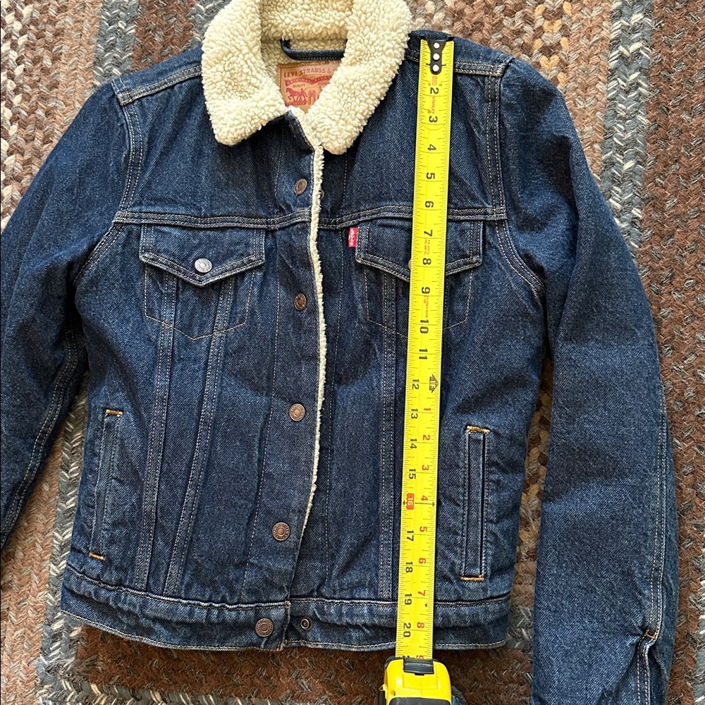 Levi's Dark Blue Denim Jacket with Cream Sherpa Collar - Picture 5 of 6
